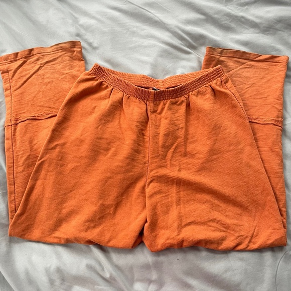 Orange pants - Picture 1 of 6